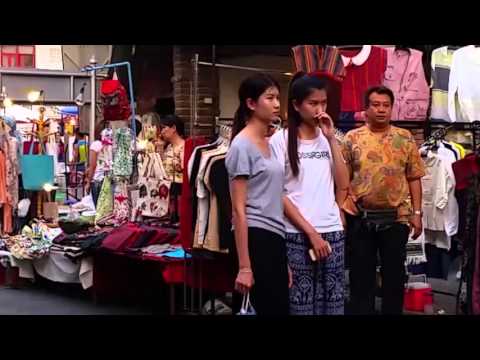 Everything stops for the Thai national anthem