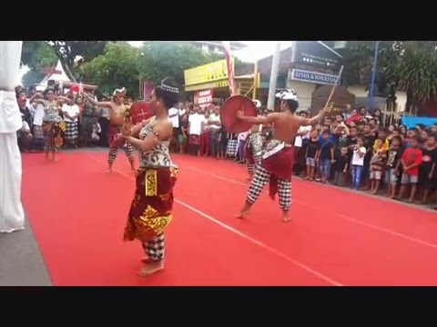 Gebug Ende or Gebug Seraya dance (Modern Version)