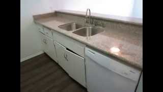 preview picture of video 'PL4905 - 2 Bed + 1.5 Bath Townhouse For Rent! (Van Nuys, CA)'