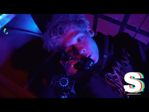 Tuxx - Circles (Directed by Sam McGrath)