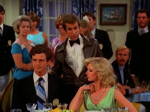 HAPPY DAYS - "Fonzie & Richie at a Socialite Dinner" - The Fonz