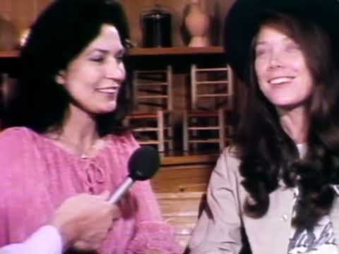 LORETTA LYNN & SISSY SPACEK - "Two Lorettas" Interview WSMV-TV Nashville, TN
