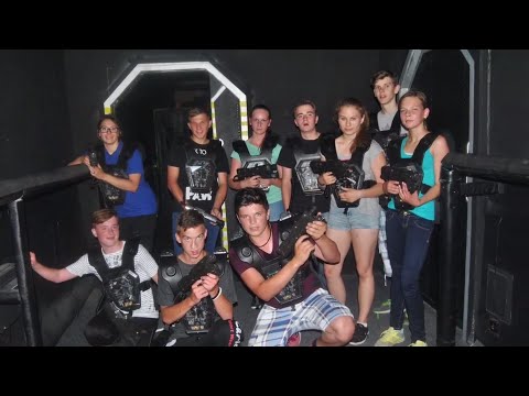 Školní prezentace - Tvrdonice - 9.A + 9.B / 2016