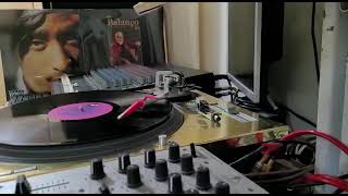 Sister Sledge - Somebody Loves Me