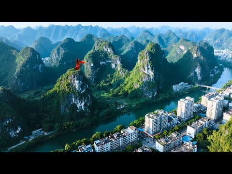 Exploring China's Poorest City, Surrounded by 10,000 Mountains