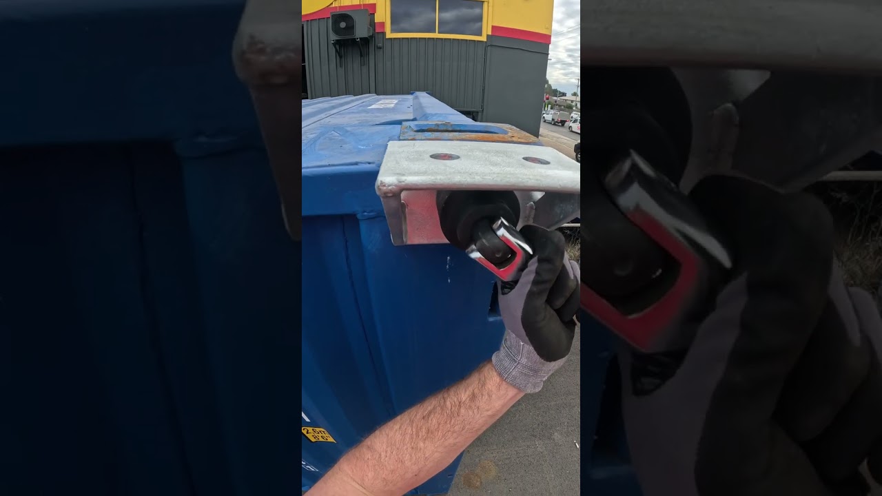 The perfect mounting solution. The Universal Bracket