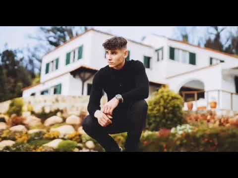 WAYN DIOR - PICK A SIDE (audio)