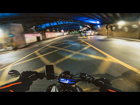 Night Cruise 3. | YAMAHA MT-07 AKRAPOVIC + QUICKSHIFTER [4K]