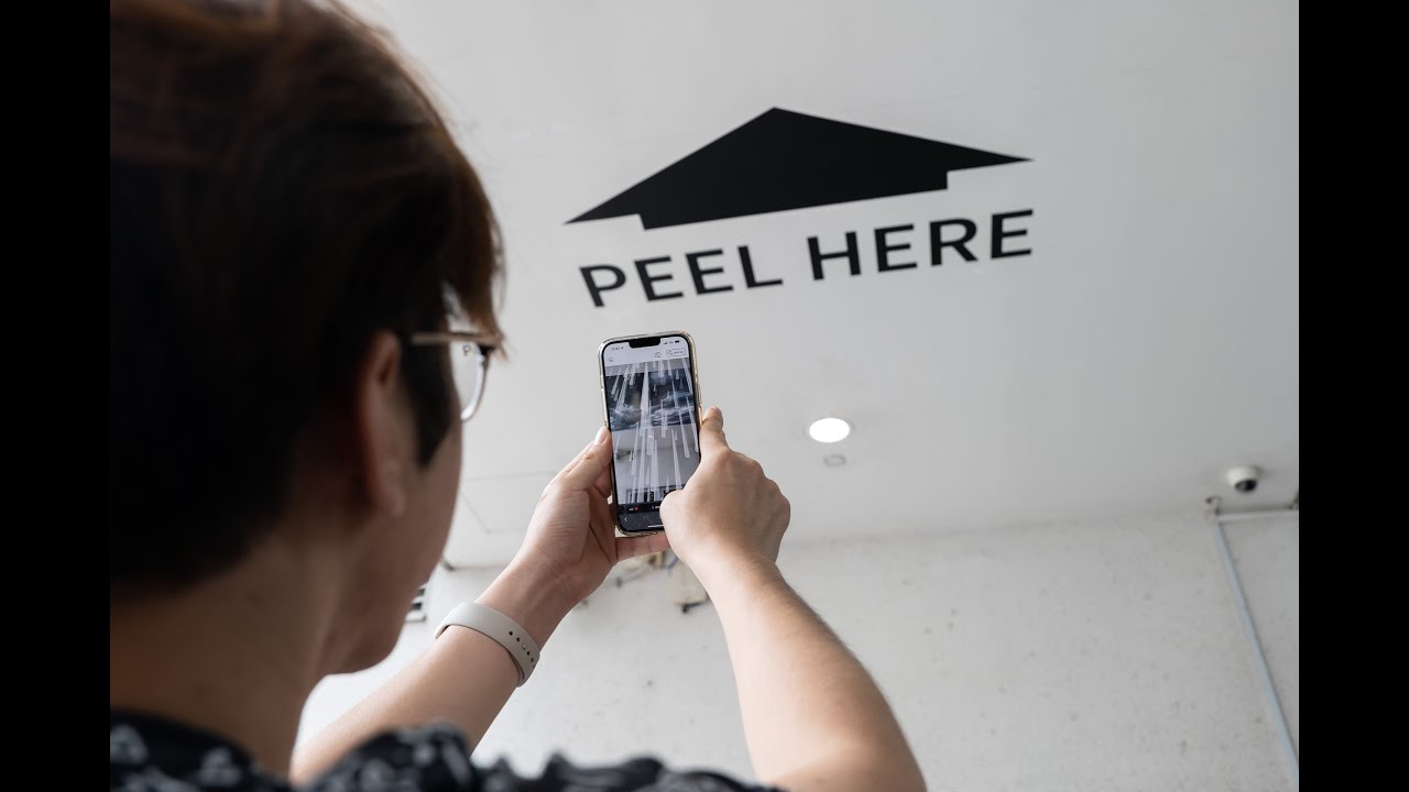 PEEL HERE Exhibition – AR Experience