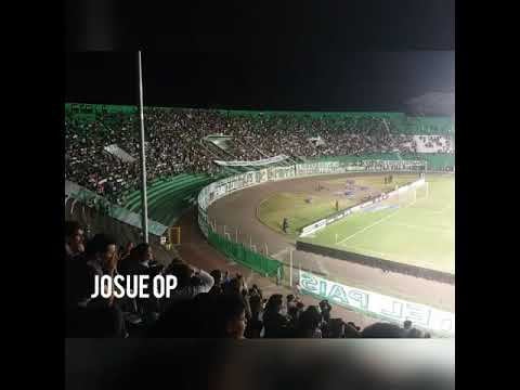 "Pídeme la luna y te la bajare" Barra: Los de Siempre &bull; Club: Oriente Petrolero