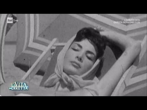 Come sono cambiate le vacanze degli italiani dagli anni '50 ad oggi? - La Vita in Diretta 08/08/2017