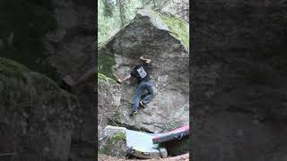 Video thumbnail de Problem 1 (Boulder 5, Metzger), 5+. Wassen