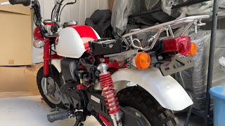 【閲覧注意】バイク知識ゼロの超初心者が原付モンキーのバッテリー交換に挑戦！