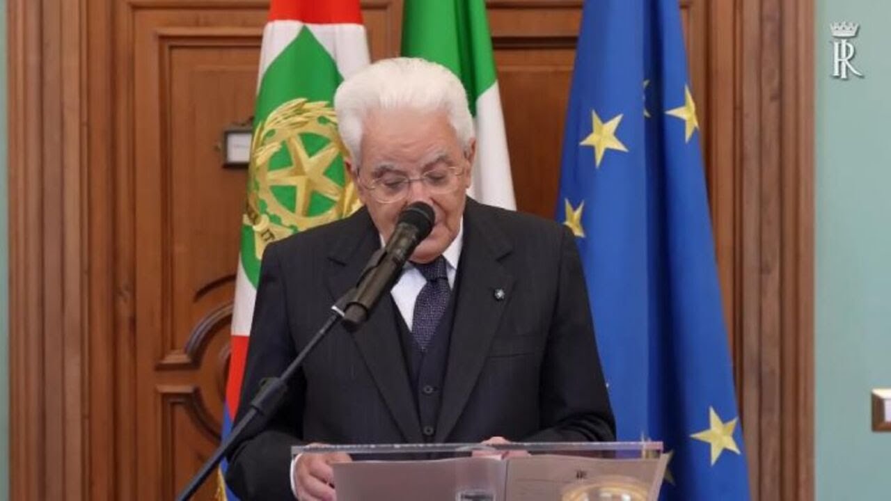 Mattarella: Forze Armate presenza preziosa per valori costituzionali