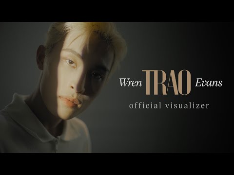 Trao em tình yêu vì anh thấy anh nghèo trong một buổi chiều màu đỏ