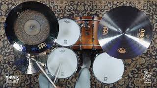 Video thumbnail for Meinl 14" Byzance Foundry Reserve Hi-Hats - 980/1180g (B14FRH-1101922J) by Memphis Drum Shop