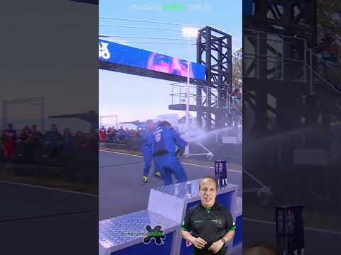 Max Verstappen larga em último e vence a maior corrida de kart já feita
