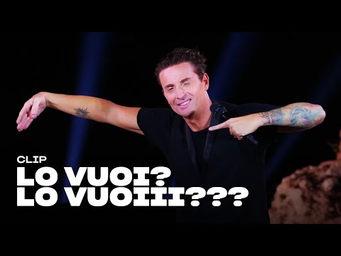 Non si possono fare più battute su niente | Pintus @ Taormina