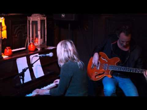 Kippenvel in D'Alderliefste December 2012 deel 2