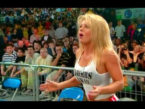 (720pHD): WCW Nitro 11/13/00 - Hugh Morrus (w/Major Gunns) vs. Lance Storm