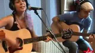 Pascale Picard - Gate 22 (live acoustic Virgin Radio)
