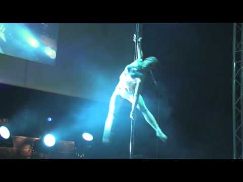 European Pole Dance Champion 2010 - Manuela Carneiro