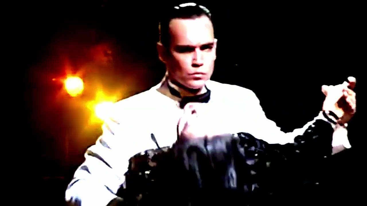 Natalia Hills & Oscar Mandagaran /Gallo Ciego restavration by Alex2023