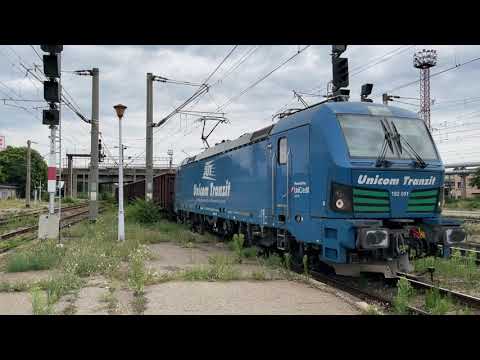 Smartron 001 si EA 355 cu un tren de marfa Unicom Tranzit de la Constanta Port Zona C pentru Curtici