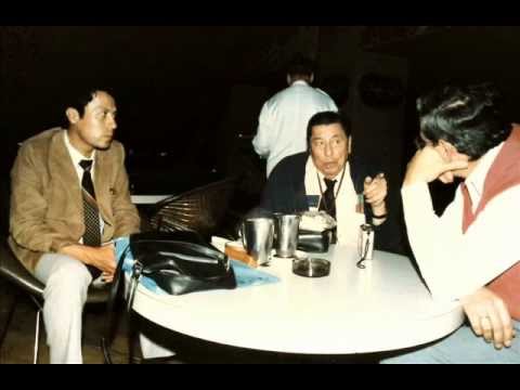 Guitarra y folklore:"Mi tierra te están cambiando y Pa'alumbrar los corazones"- ATAHUALPA YUPANQUI