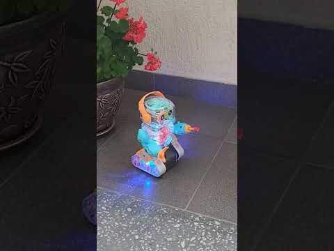 Žaislinis robotas su šviesos ir garso efektais Gear video