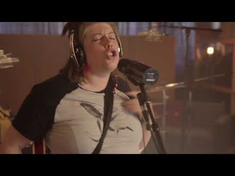 Snowflake - Cayenne (Live Session au Studios Madame Wood)