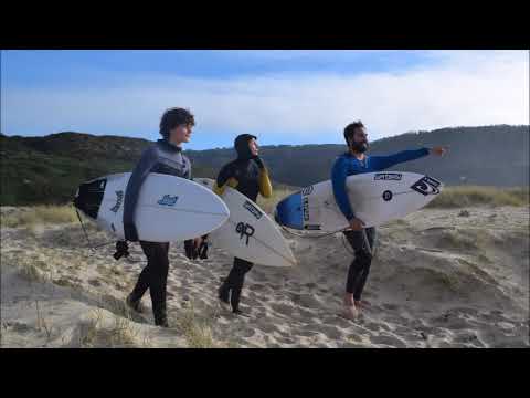 16.01.2021 | Jorge surfeando en la Playa de Doniños LR SURF SCHOOL