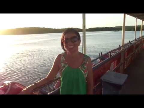 Travessia da balsa para o Arraial da Ajuda