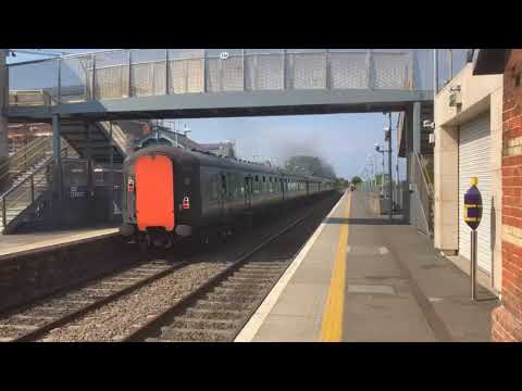 RPSI No. 85 “Merlin” passes Donabate on “Steam Enterprise” (10/6/18)