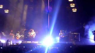 Kings of Leon - Taper Jean Girl @ Coachella 2011