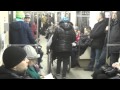 Попрошайка в московском метро 