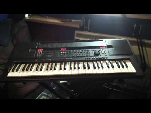 Yamaha PSR-SQ16 Demonstration Song