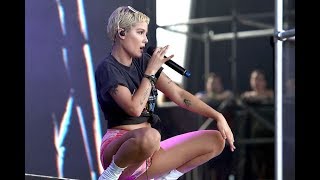 Halsey - Castle (Live at Lollapalooza Chicago 2016)