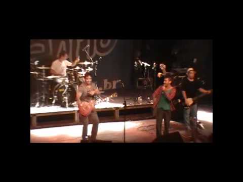 A Cada Olhar - Manitu