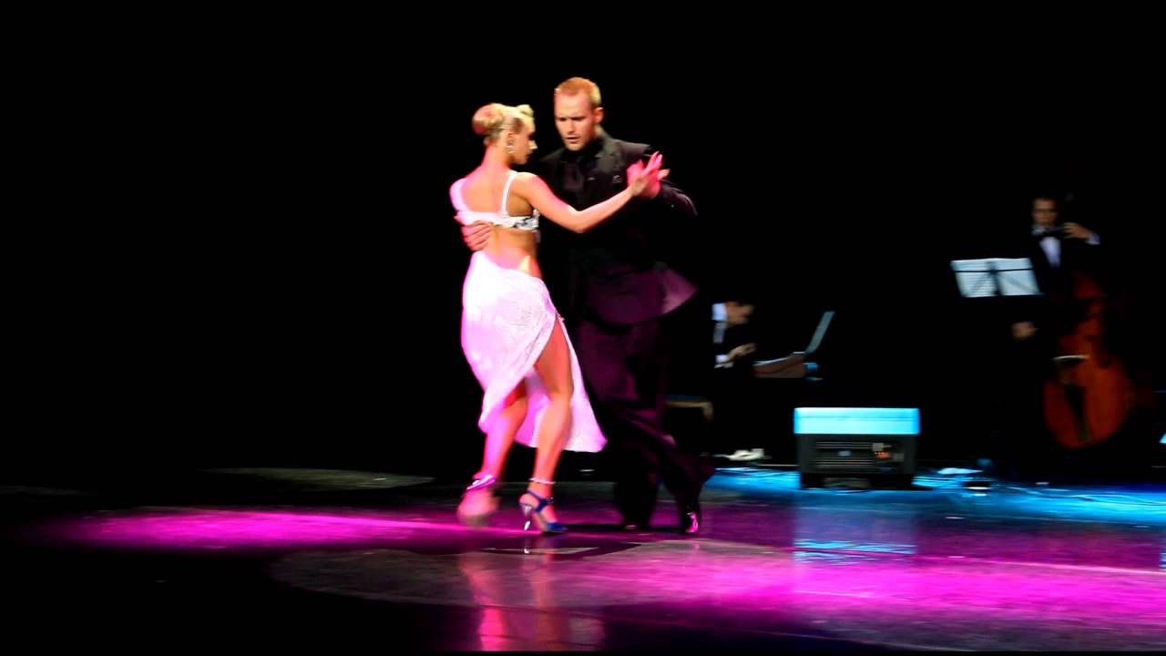 Eleonora Kalganova & Frolov Aleksandr. "Zum v belom",Piazzolla