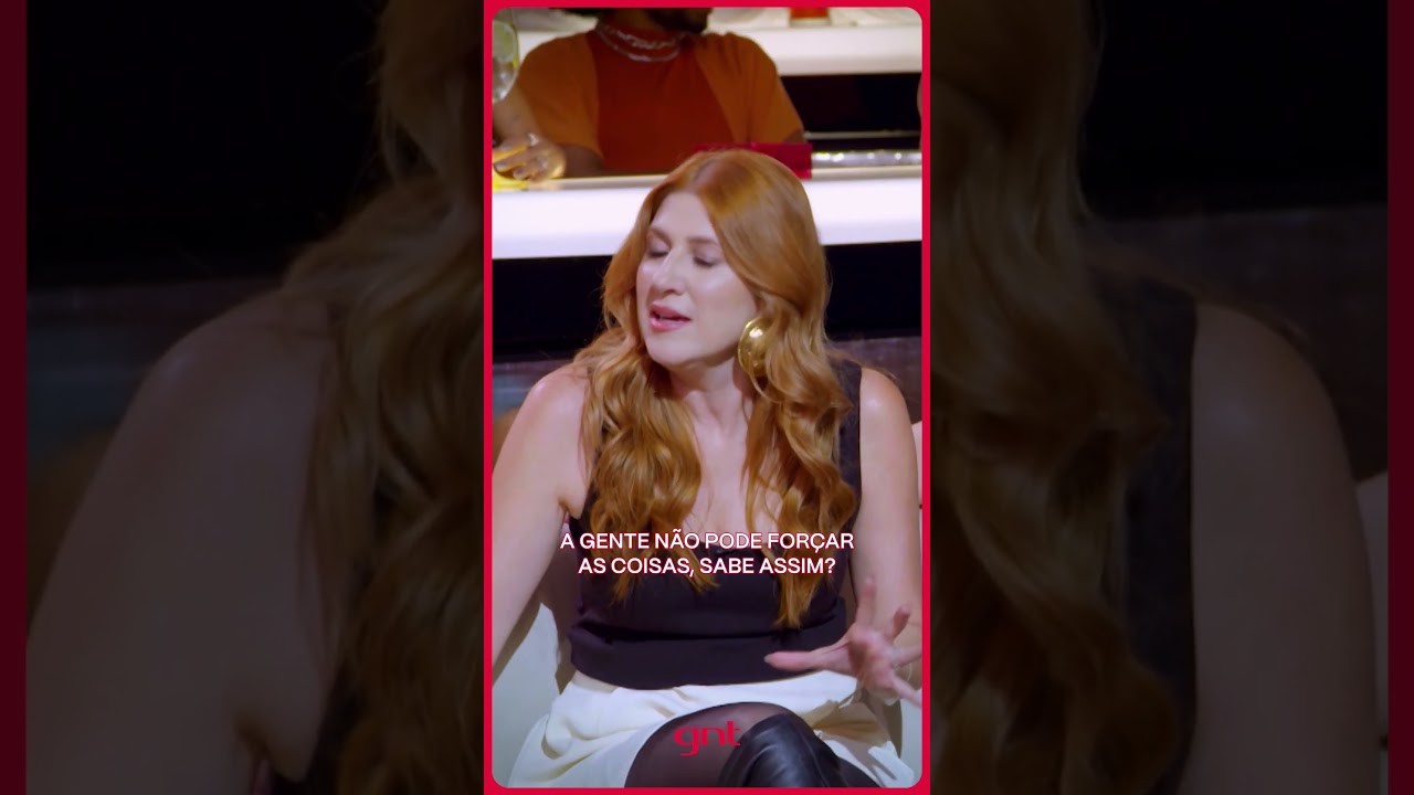 CLIMÃO! 😂 Dá pra ter amizade com ex? Sabrina Sato pergunta a Dani Calabresa! #SobreNósDois #Shorts