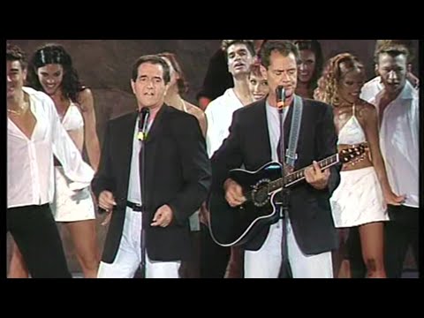 DÚO DiNÁMICO canta Oh Carol, Hello Marilou, Bailando el twist, Somos jóvenes y Eres tú.