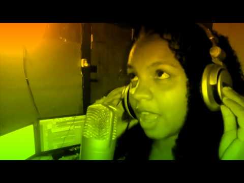 #MC IZINHA PRETINHA VIREI MODINHA CLIP SHOW 2019 LANÇA TEU PASSINHO 2019