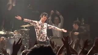 Johnny Marr - You Just Haven&#39;t Earned It Yet Baby - Islington Assembly Hall 16/05/2018