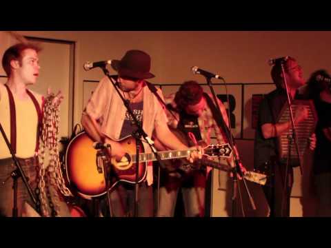 Graveyard Train - Even Witches Like to Go Out Dancing (live at 3RRR)