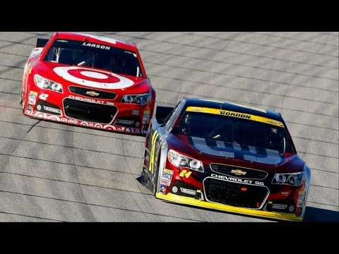 Jeff Gordon Battles Kyle Larson at Chicagoland: The Legend vs The Future