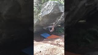 Video thumbnail of Ecaille de Lune, 7c. Fontainebleau