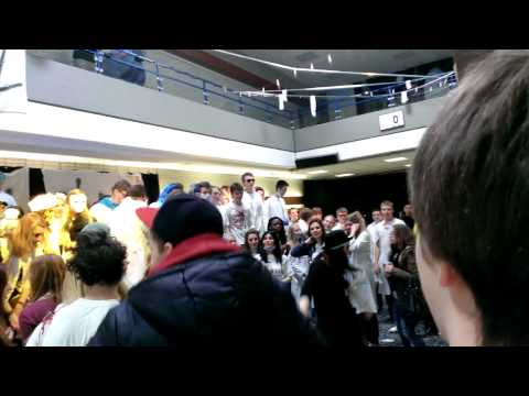 Harlem Shake Gymnasium Frechen! LABIL 2013 ;)