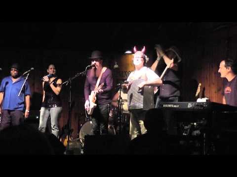 The John Gaar Band  - I'm Just A Man Looking For A Place To Lay My Head