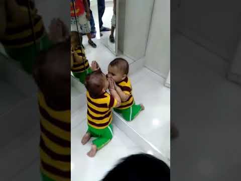 My sweet litle sister so confuse.